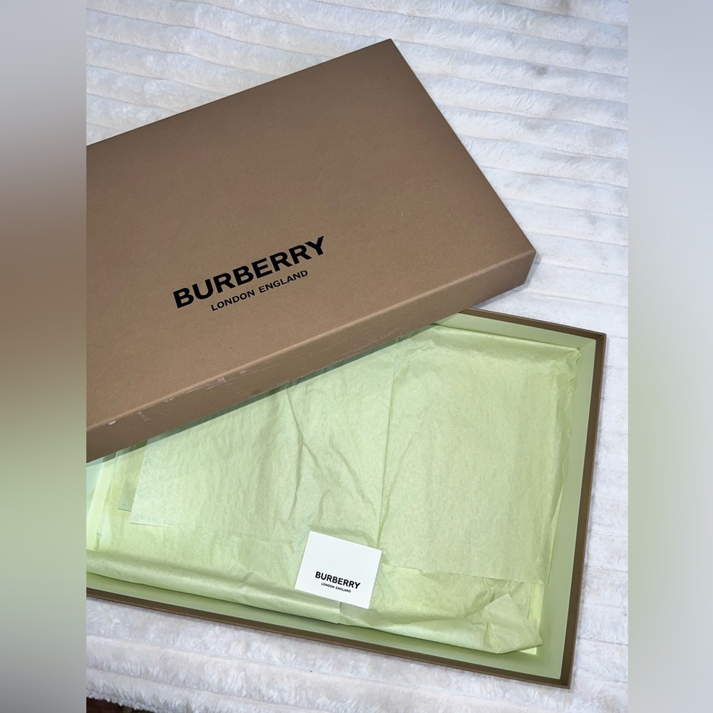 Burberry Box